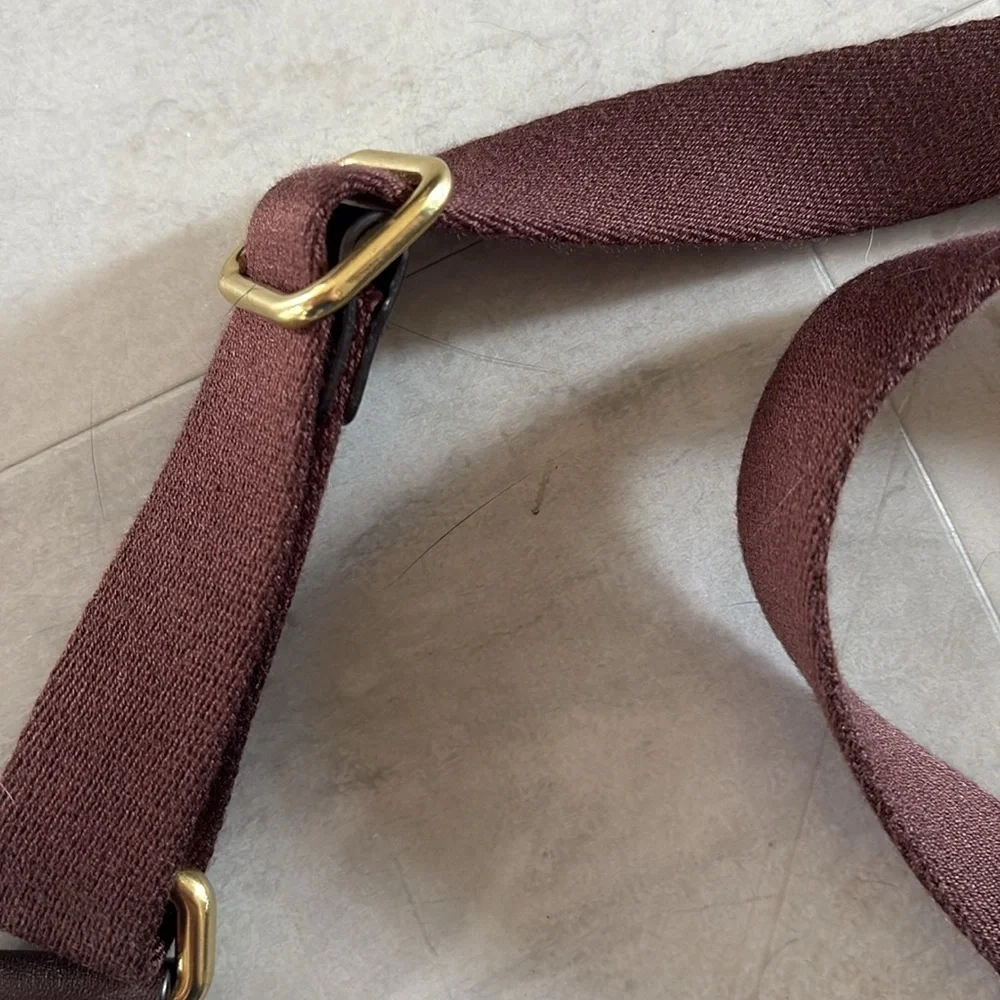 Coach Vintage leather essential Crossbody/shoulder Bag dark brown Like new